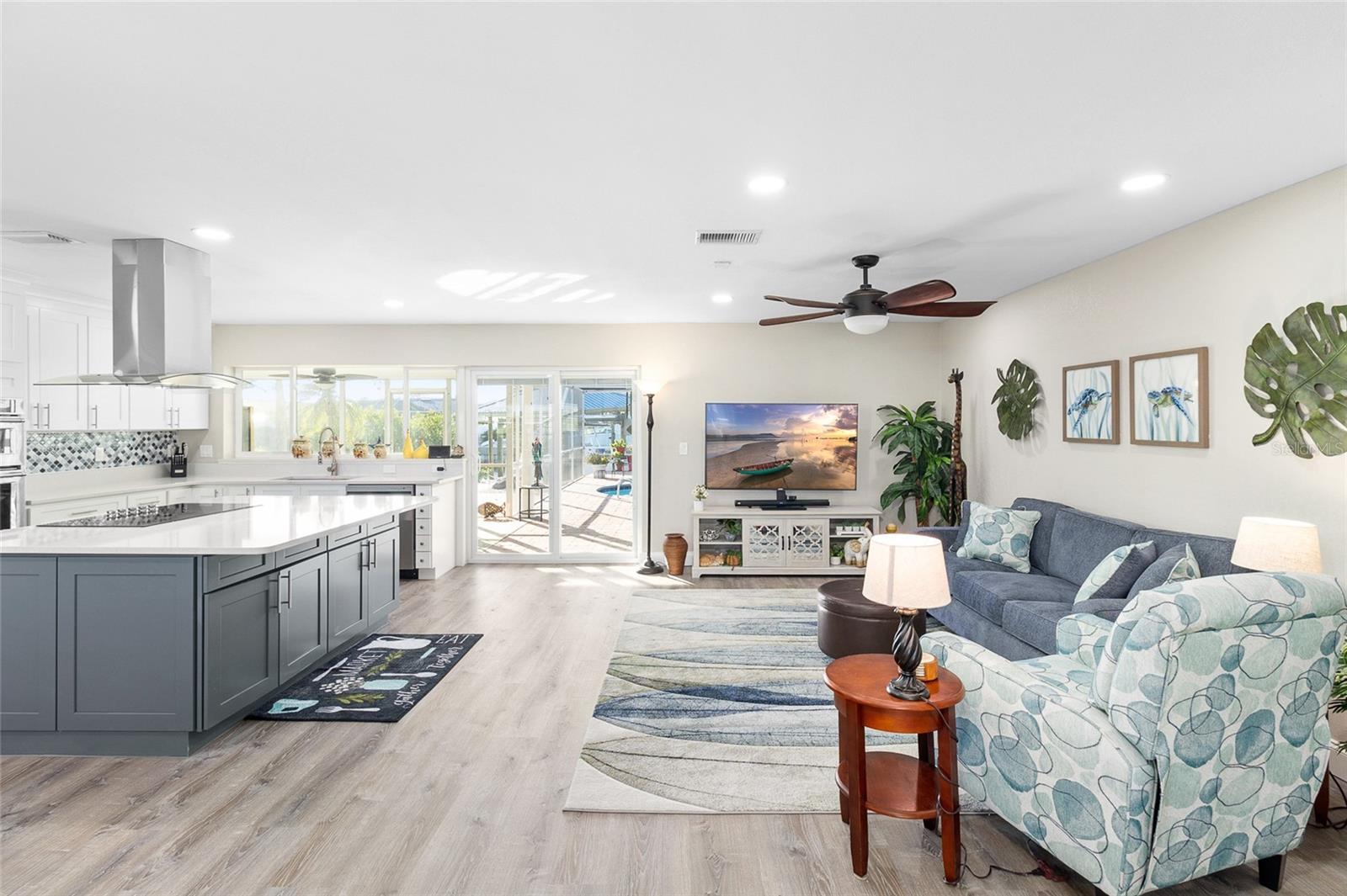 6518 SENEGAL PALM WAY