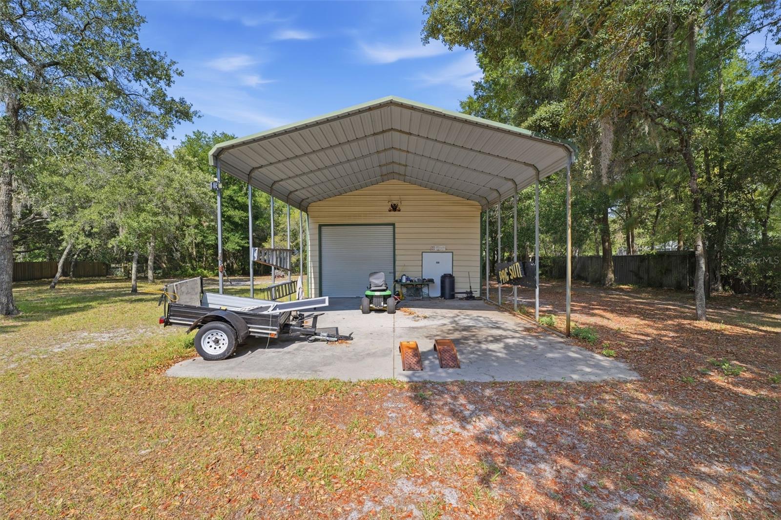 FIVE A RANCHES - Residential