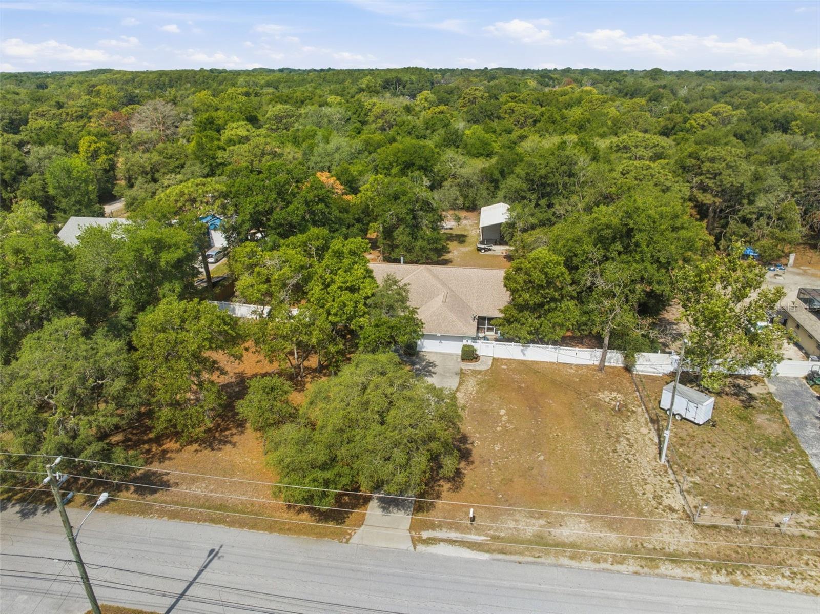 FIVE A RANCHES - Residential
