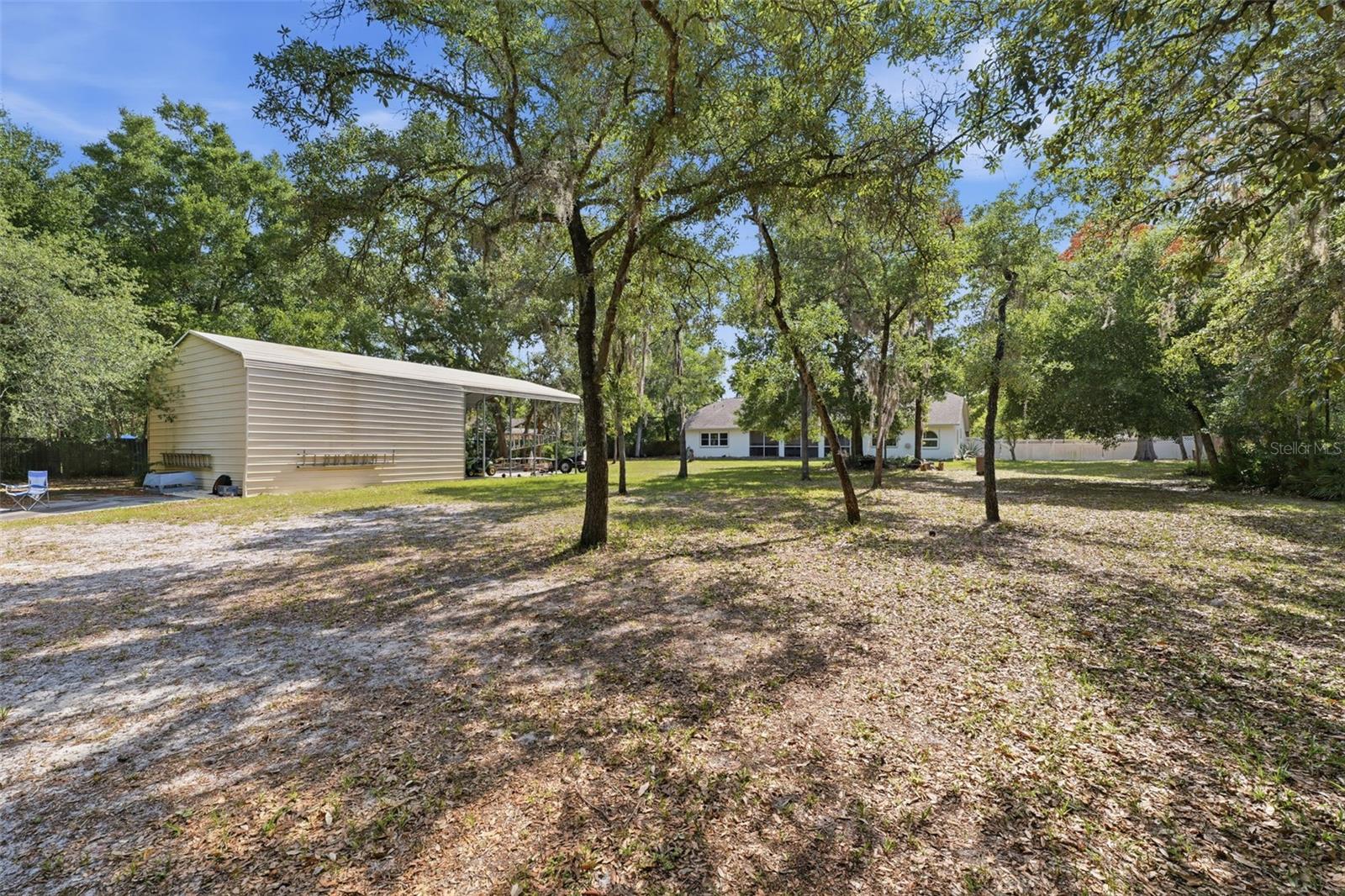 FIVE A RANCHES - Residential