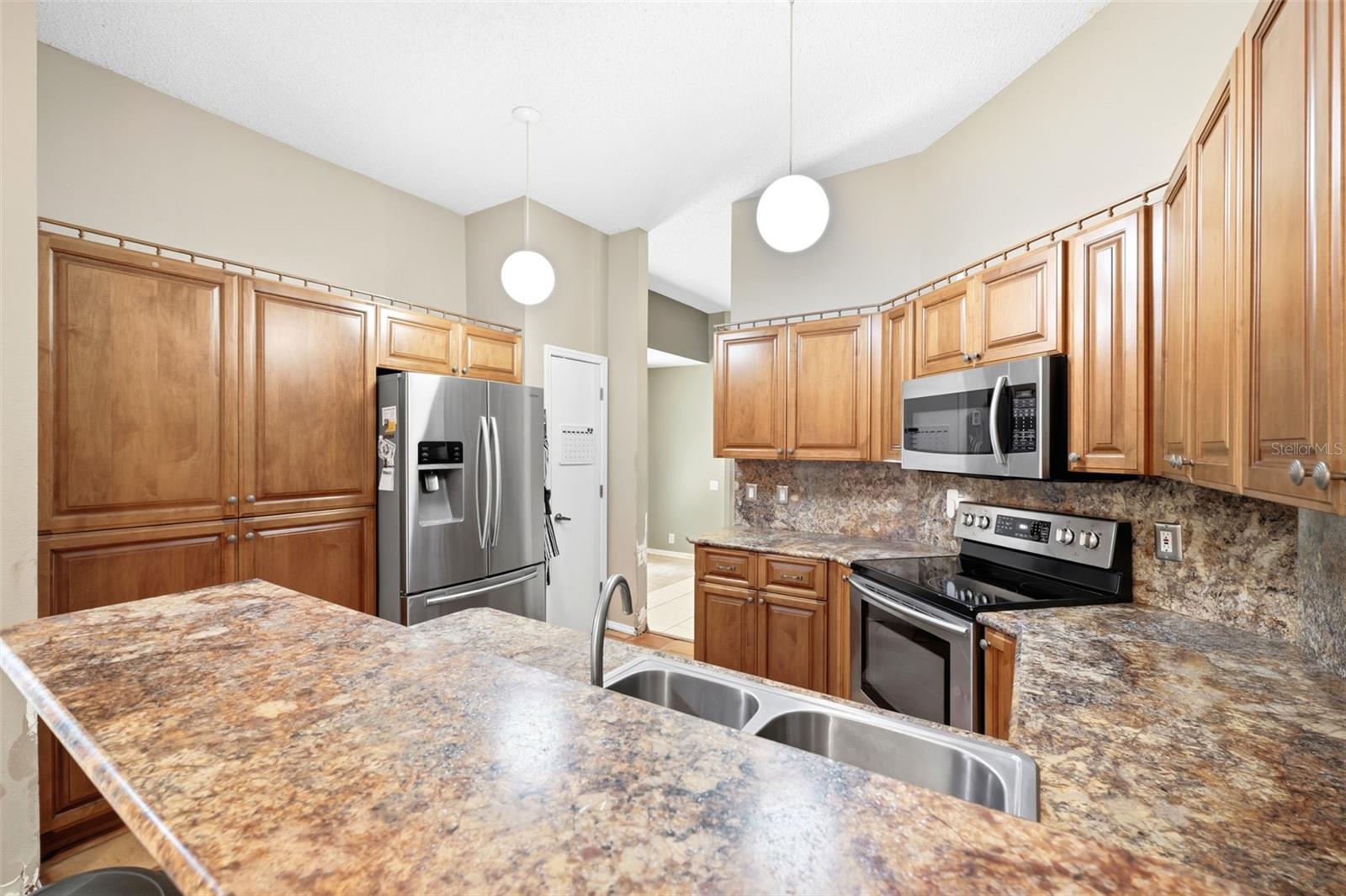 FIVE A RANCHES - Residential