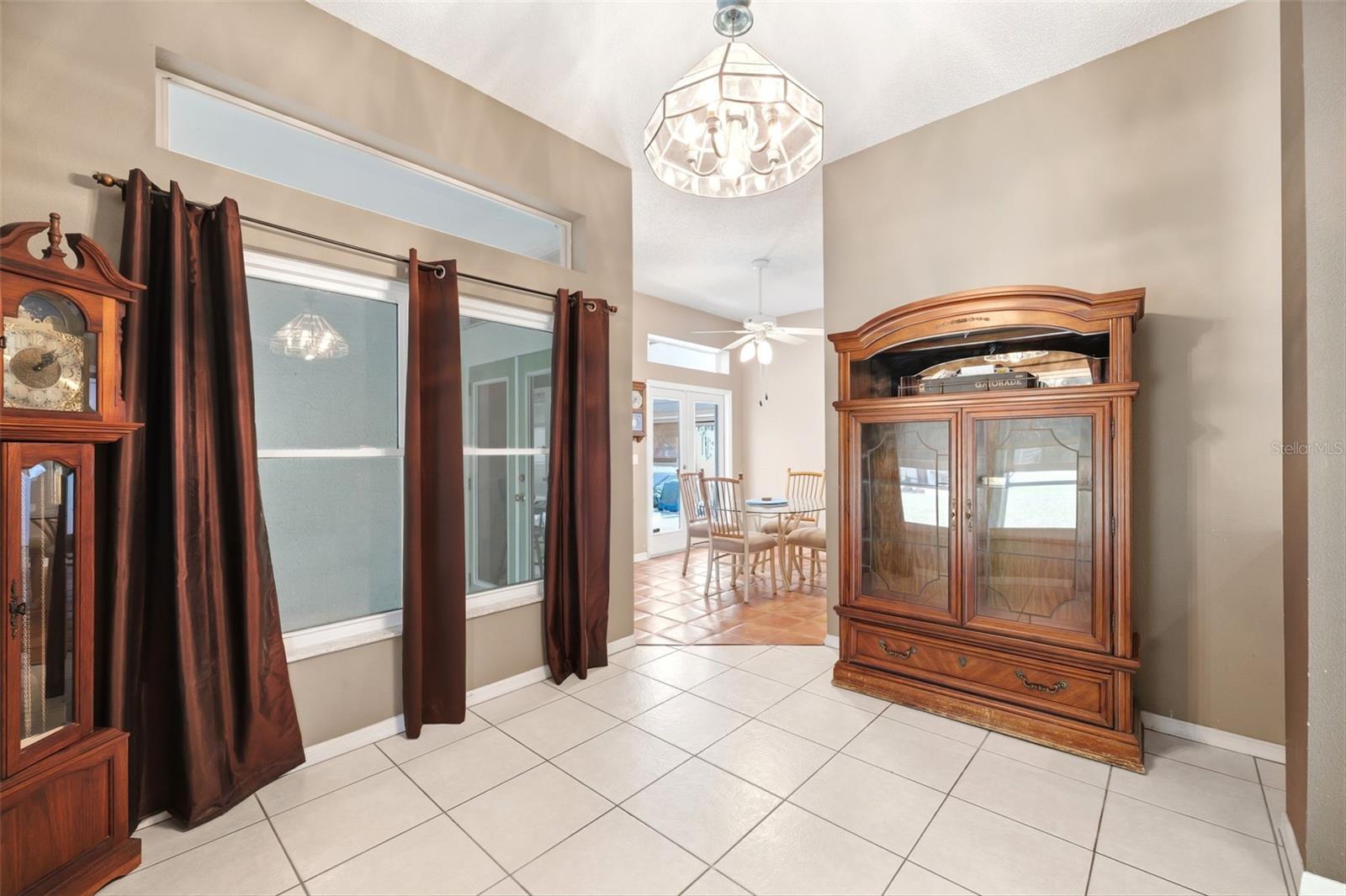 FIVE A RANCHES - Residential