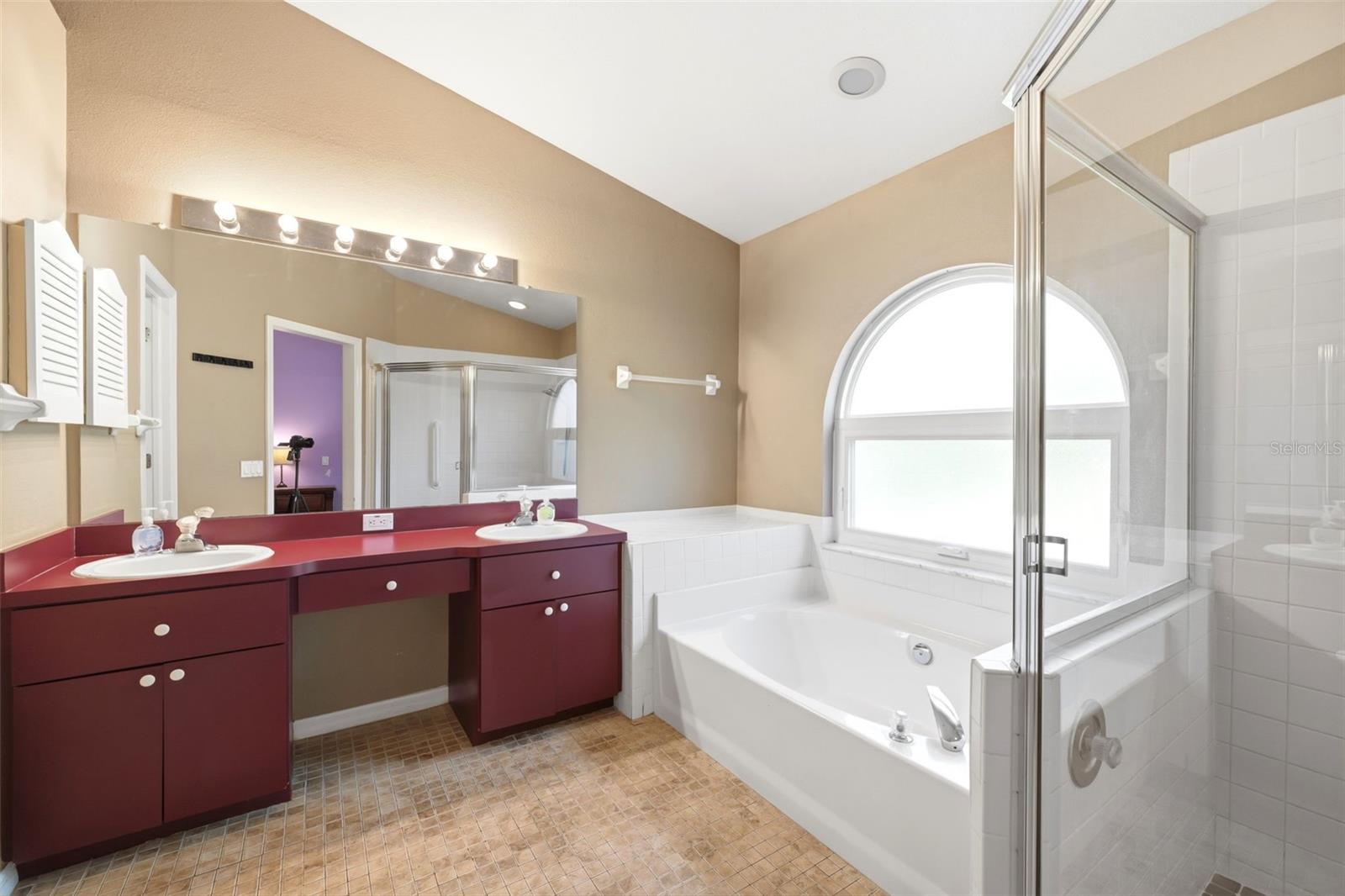 FIVE A RANCHES - Residential