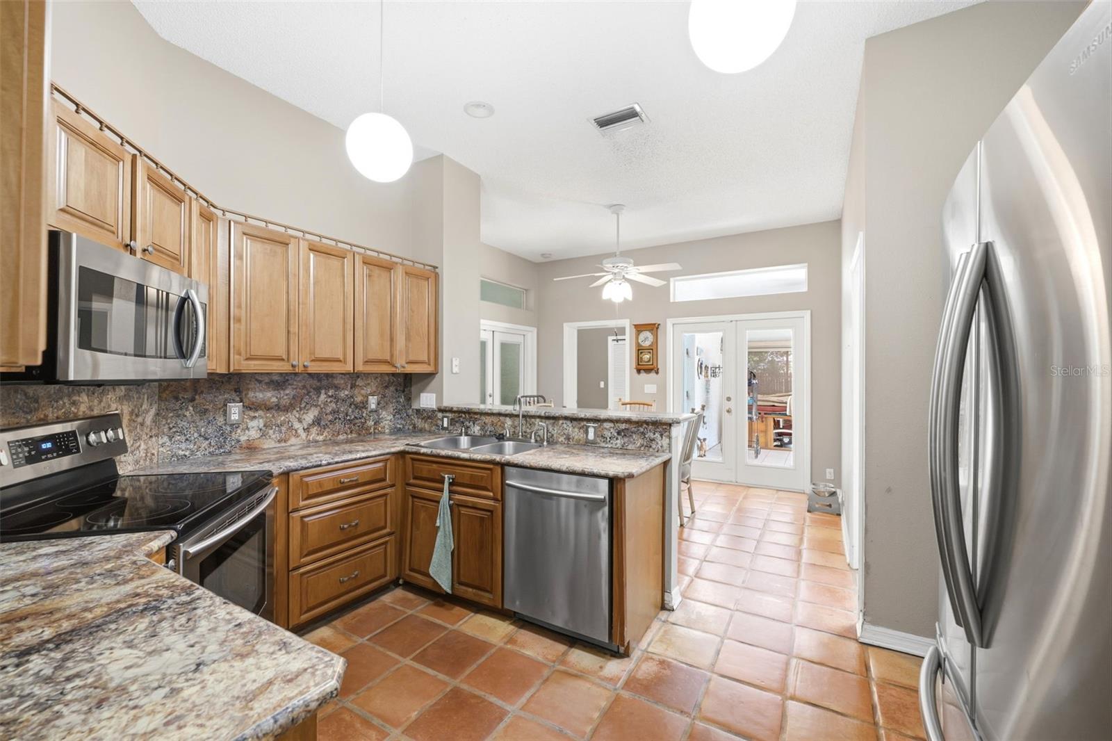 FIVE A RANCHES - Residential