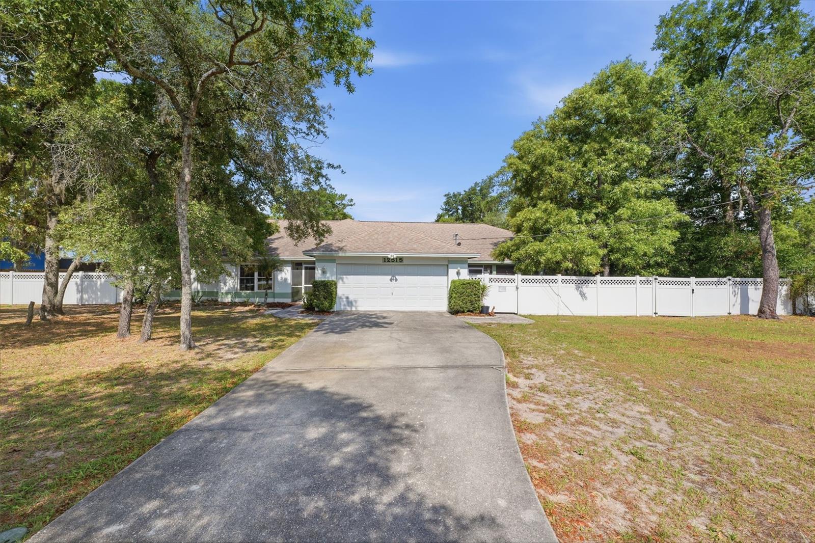 FIVE A RANCHES - Residential