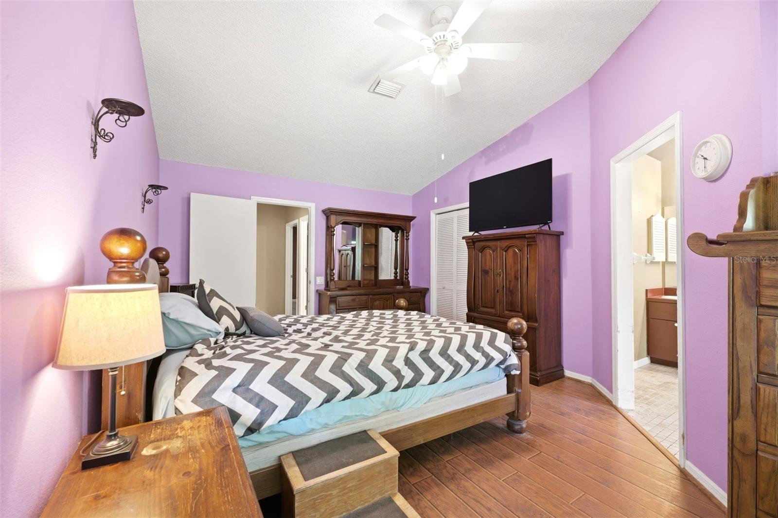 FIVE A RANCHES - Residential