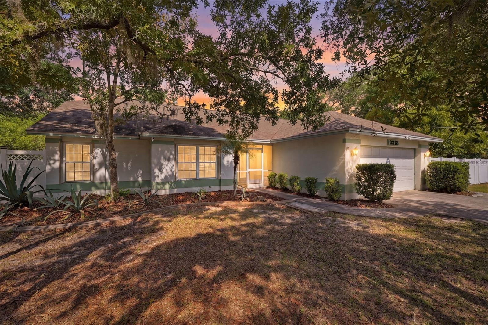 FIVE A RANCHES - Residential