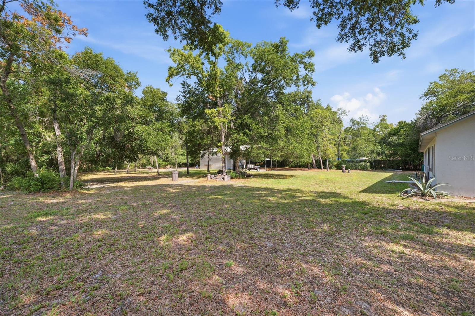FIVE A RANCHES - Residential