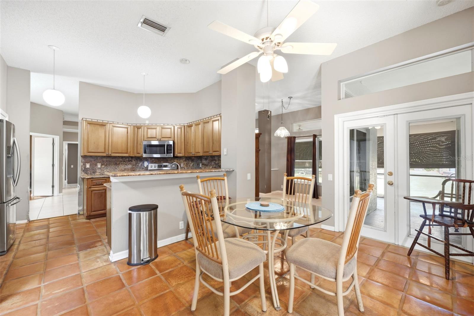 FIVE A RANCHES - Residential