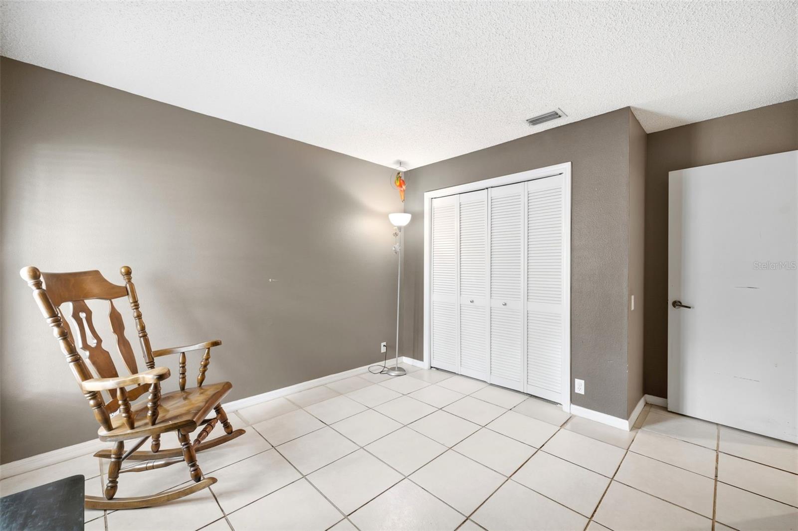 FIVE A RANCHES - Residential