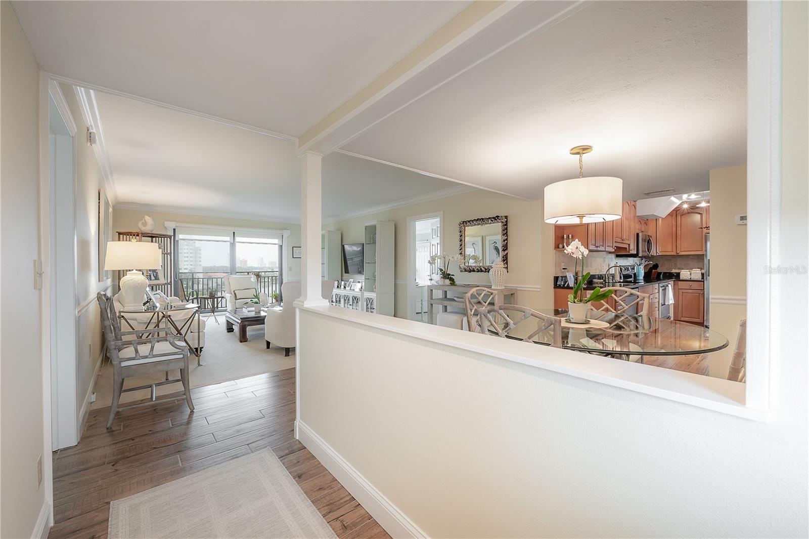 COMMODORES COVE CONDO PH - Residential