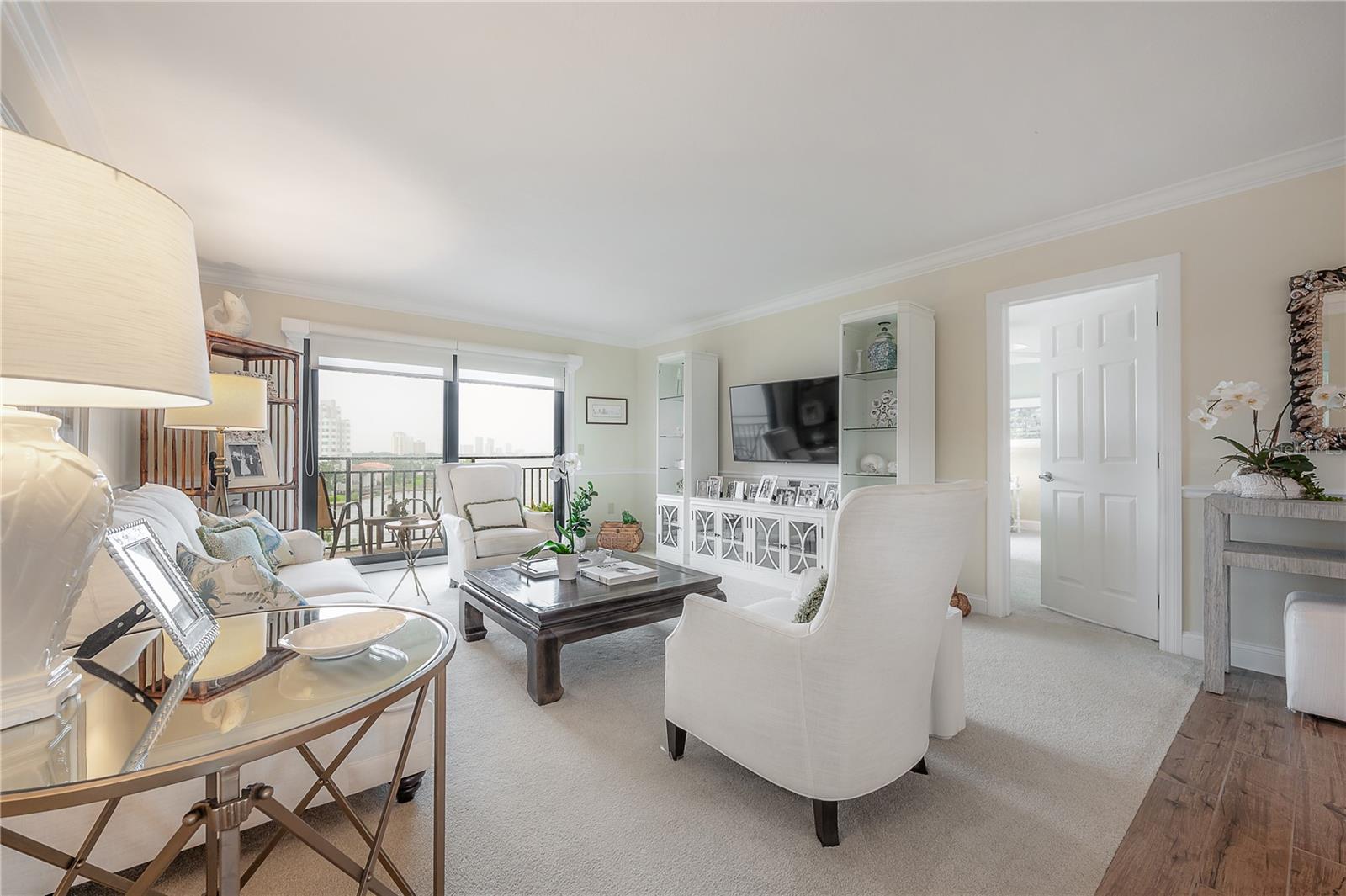 COMMODORES COVE CONDO PH - Residential