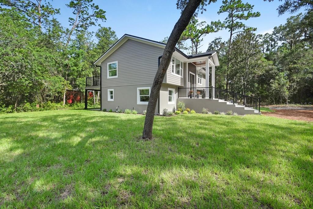 1530 DEERMOSS LANE
