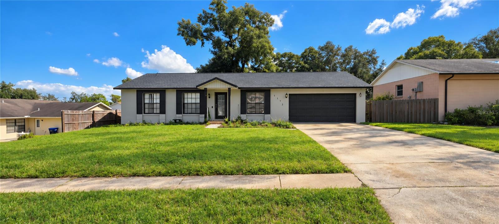 2822 ROUNDABOUT LANE