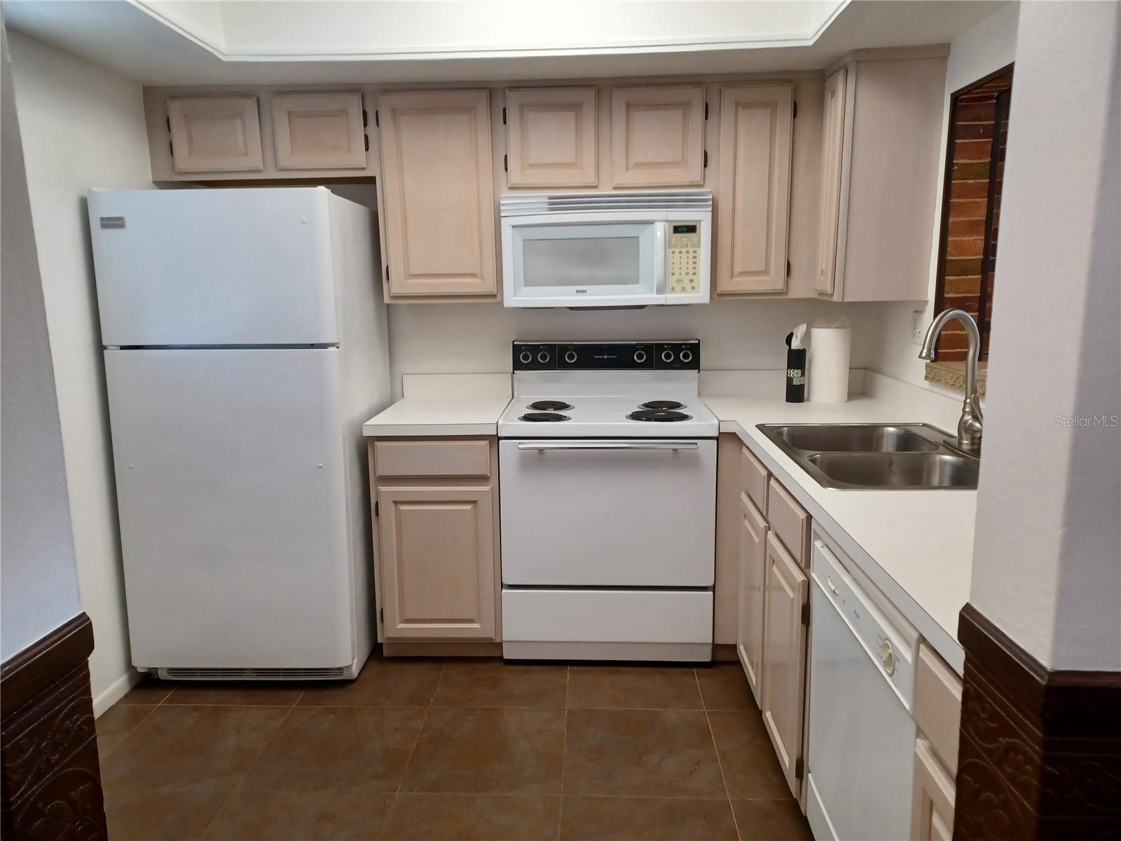 207 ESPLANADE WAY 101