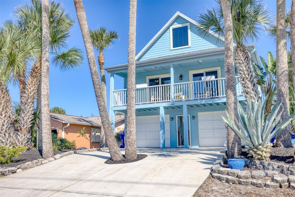 Photo of 4045 Oriole Avenue, Port Orange, FL 32127 (MLS # V4946686)