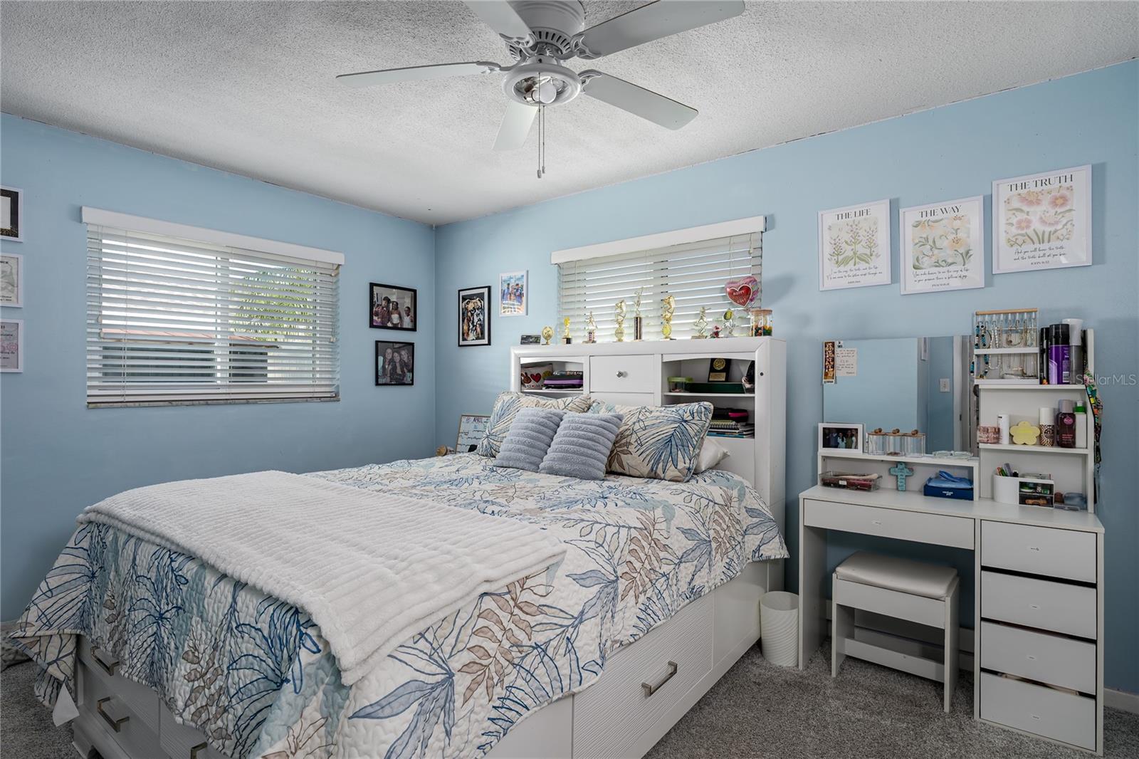 HOLIDAY PARK 7TH ADD - Residential