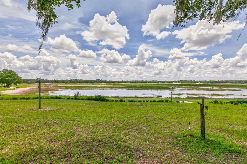 Photo of 5919 White Sands Road, Keystone Heights, FL 32656 (MLS # GC543163)