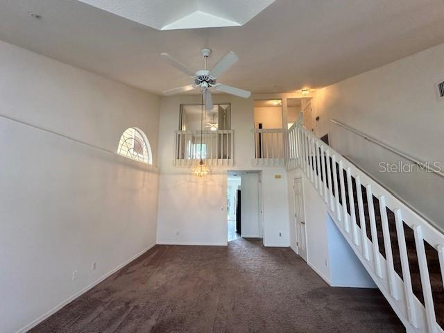 3352 HAMLET LOOP