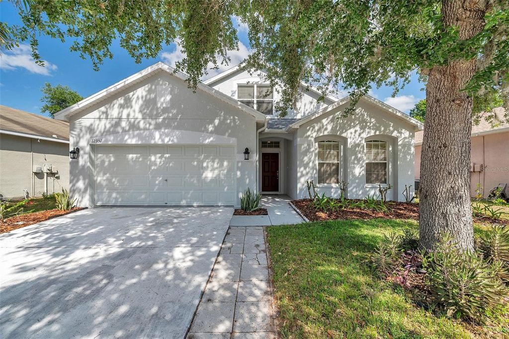 Photo of 12351 Ridgedale Drive, Hudson, FL 34669 (MLS # TB8379006)