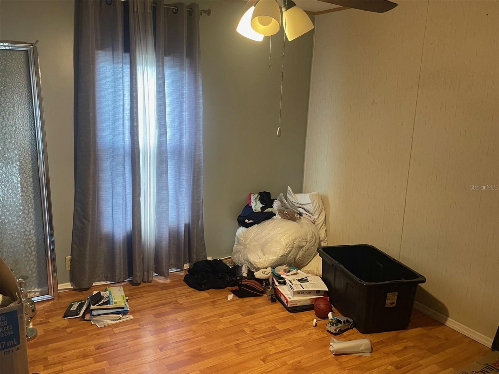 LYNNWOOD ESTATES - Residential