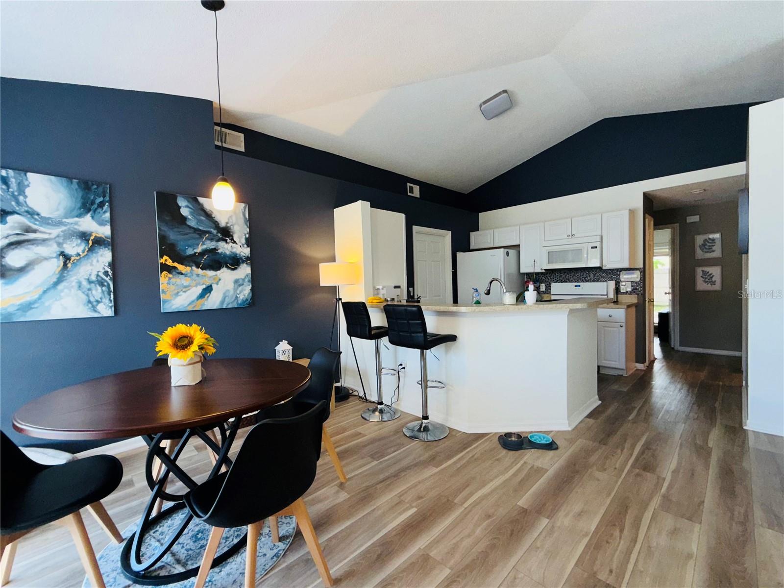 PINE RIDGE HOLLOW PH 02 - Residential