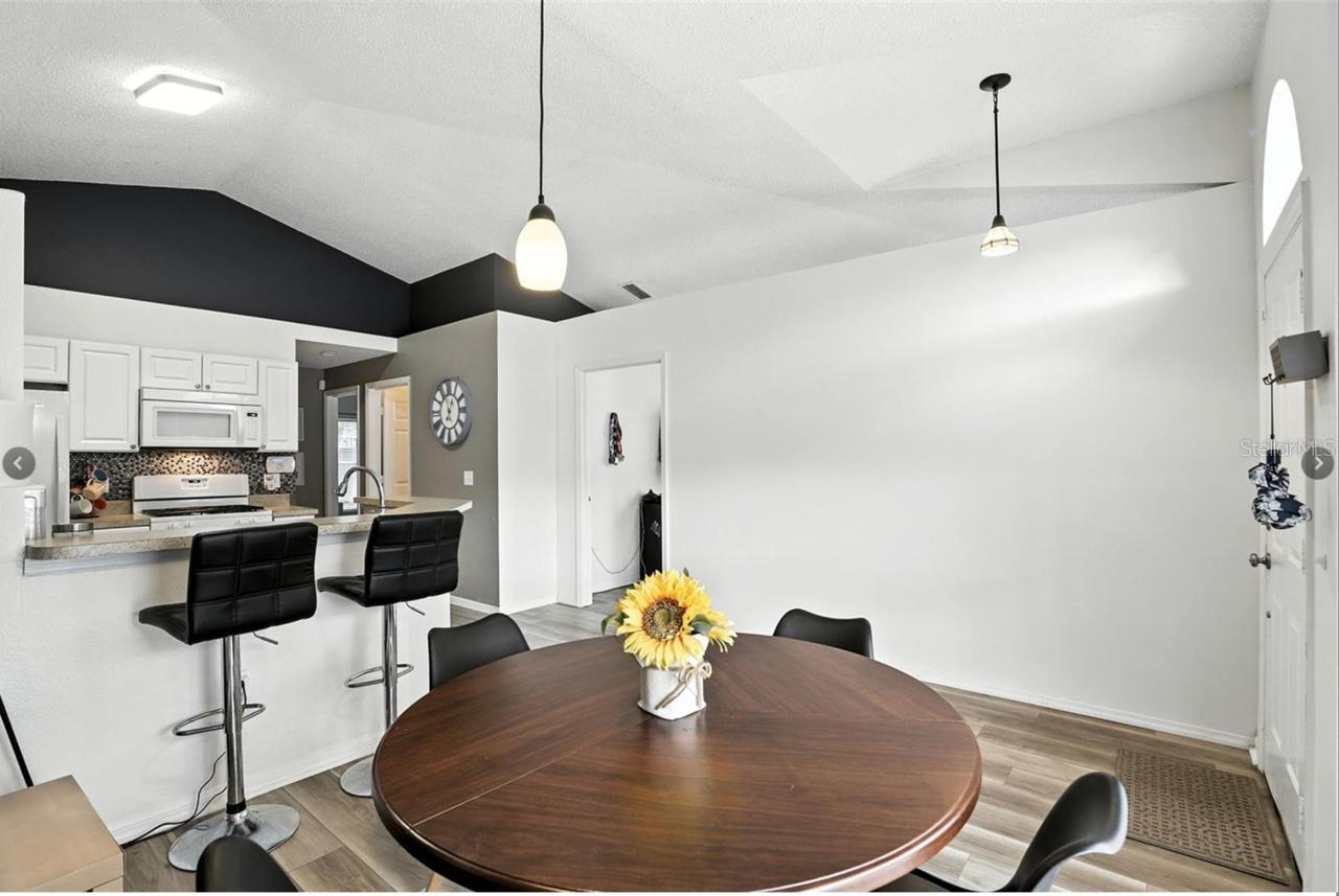 PINE RIDGE HOLLOW PH 02 - Residential