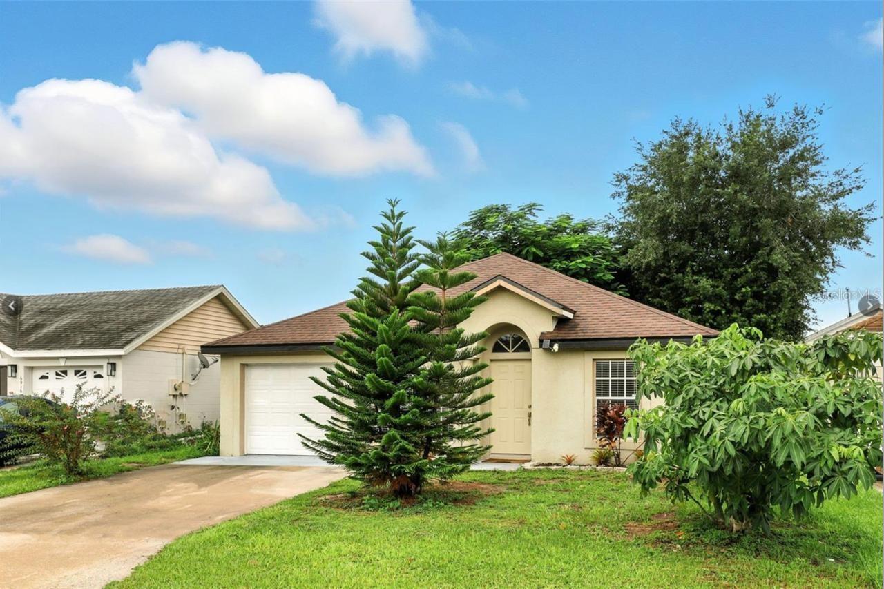6912 LONG NEEDLE COURT