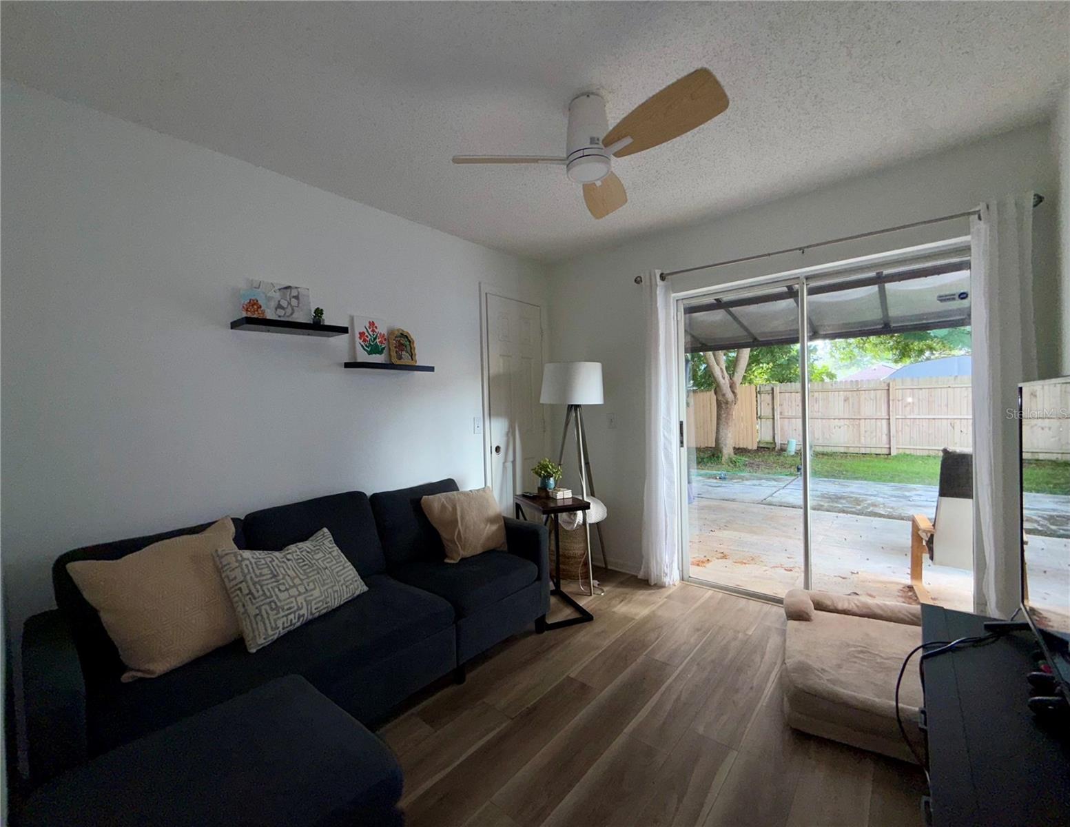 PINE RIDGE HOLLOW PH 02 - Residential