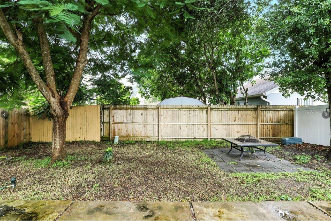 PINE RIDGE HOLLOW PH 02 - Residential