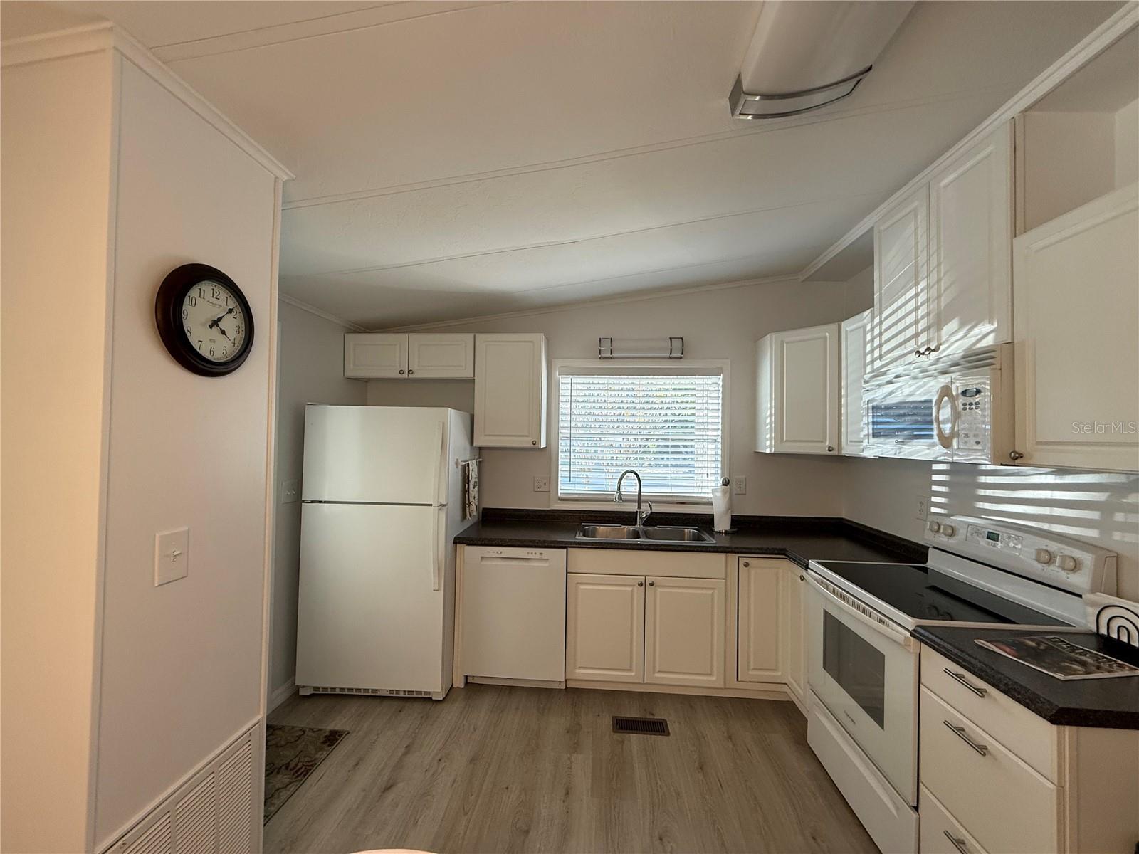 TIMBERWOODS ESTATES - Residential