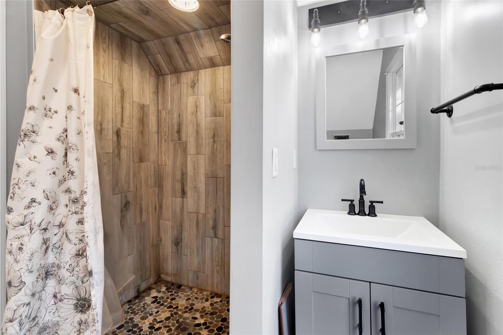 TRAILS OF MONTVERDE SUB - Residential