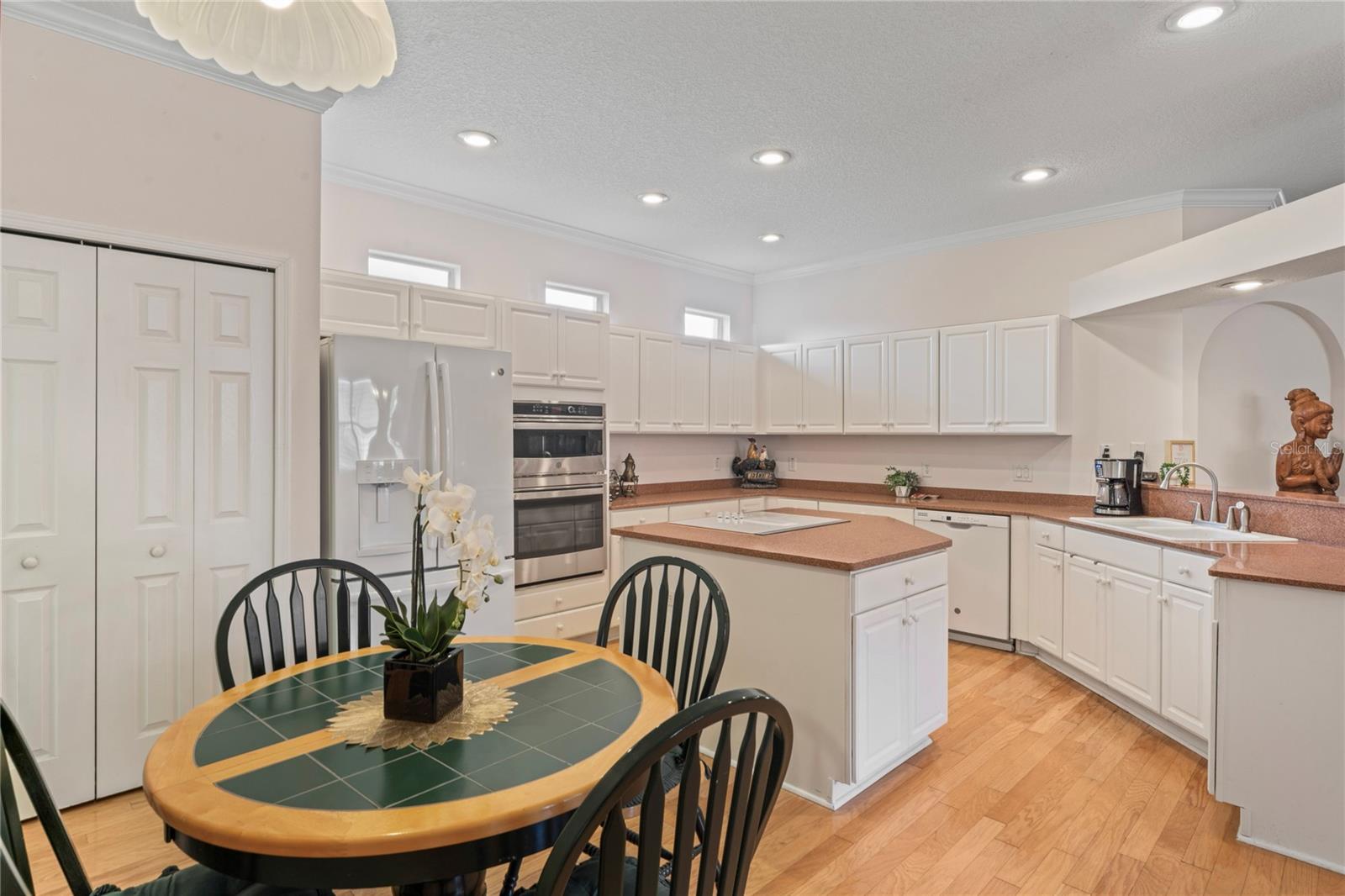 GROVES PH 01A - Residential