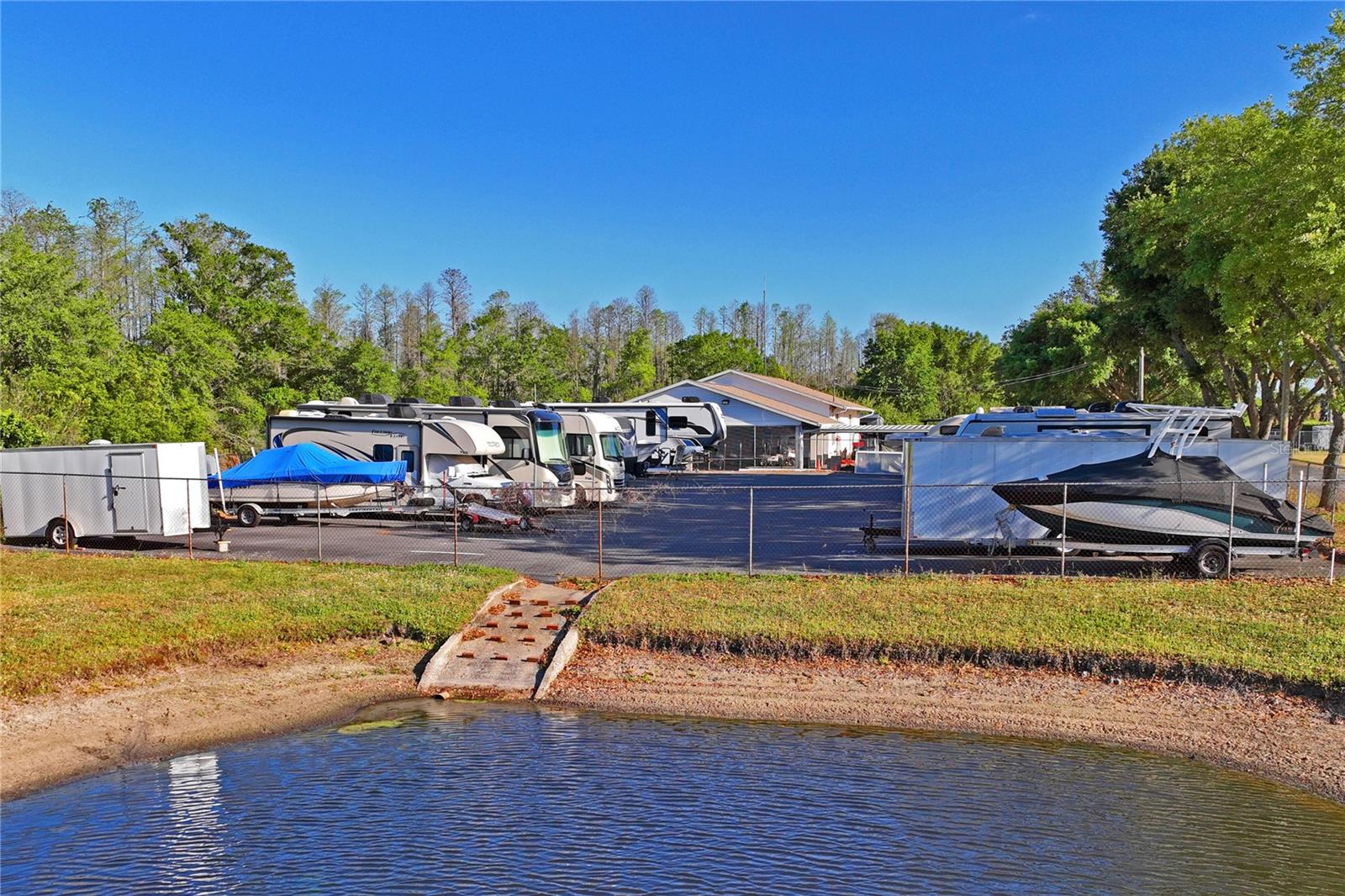 GROVES PH 01A - Residential