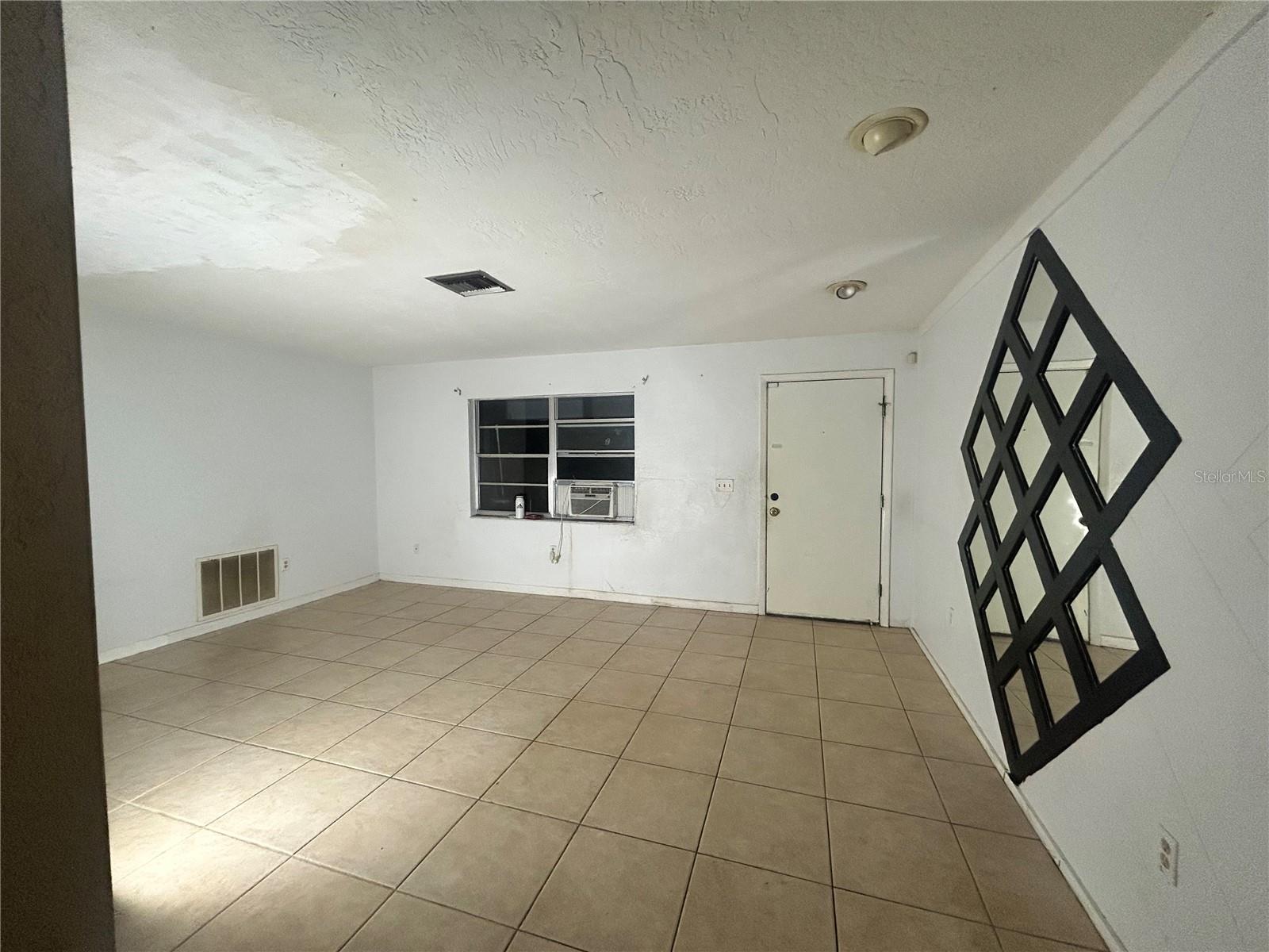 1277 PIPER ROAD