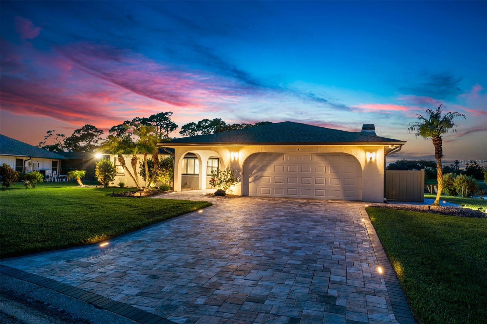 3615 AVENIDA MADERA
