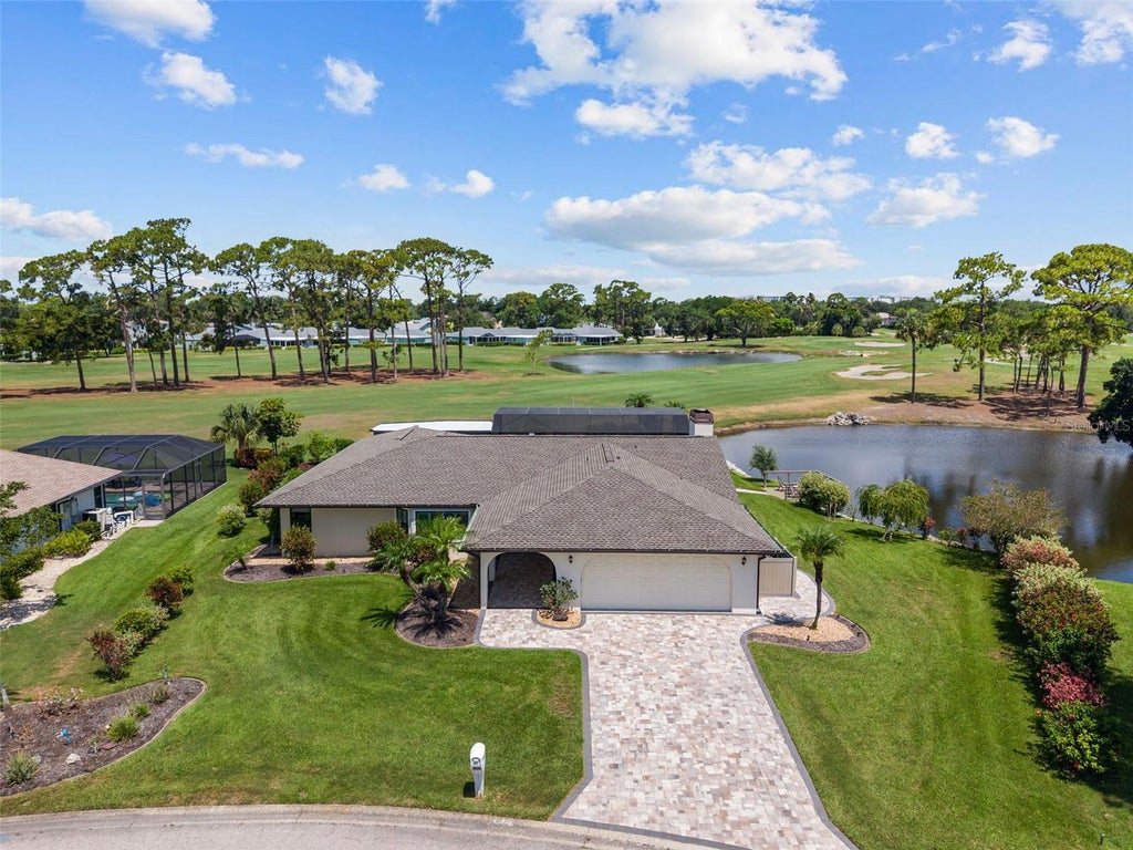 Photo of 3615 Avenida Madera, Bradenton, FL 34210 (MLS # A4699641)