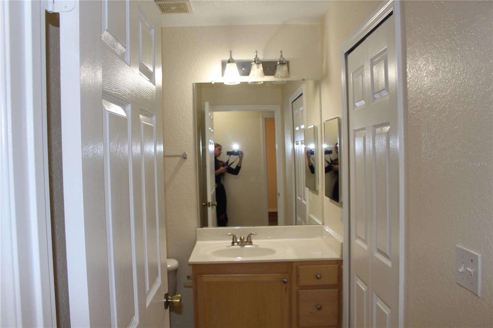 ENTERPRISE COVE - Residential Lease