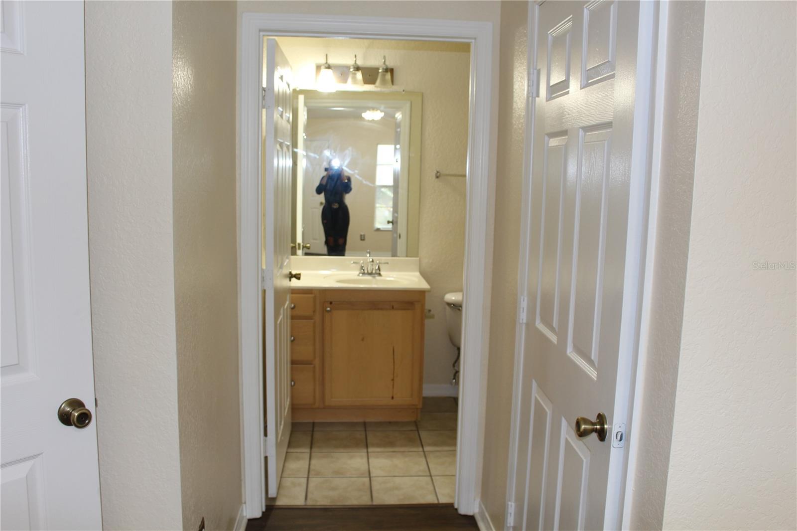 ENTERPRISE COVE - Residential Lease