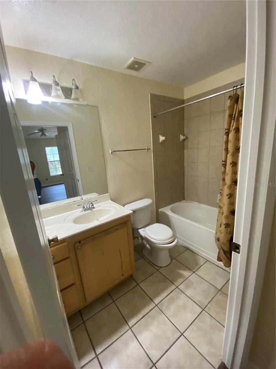 ENTERPRISE COVE - Residential Lease