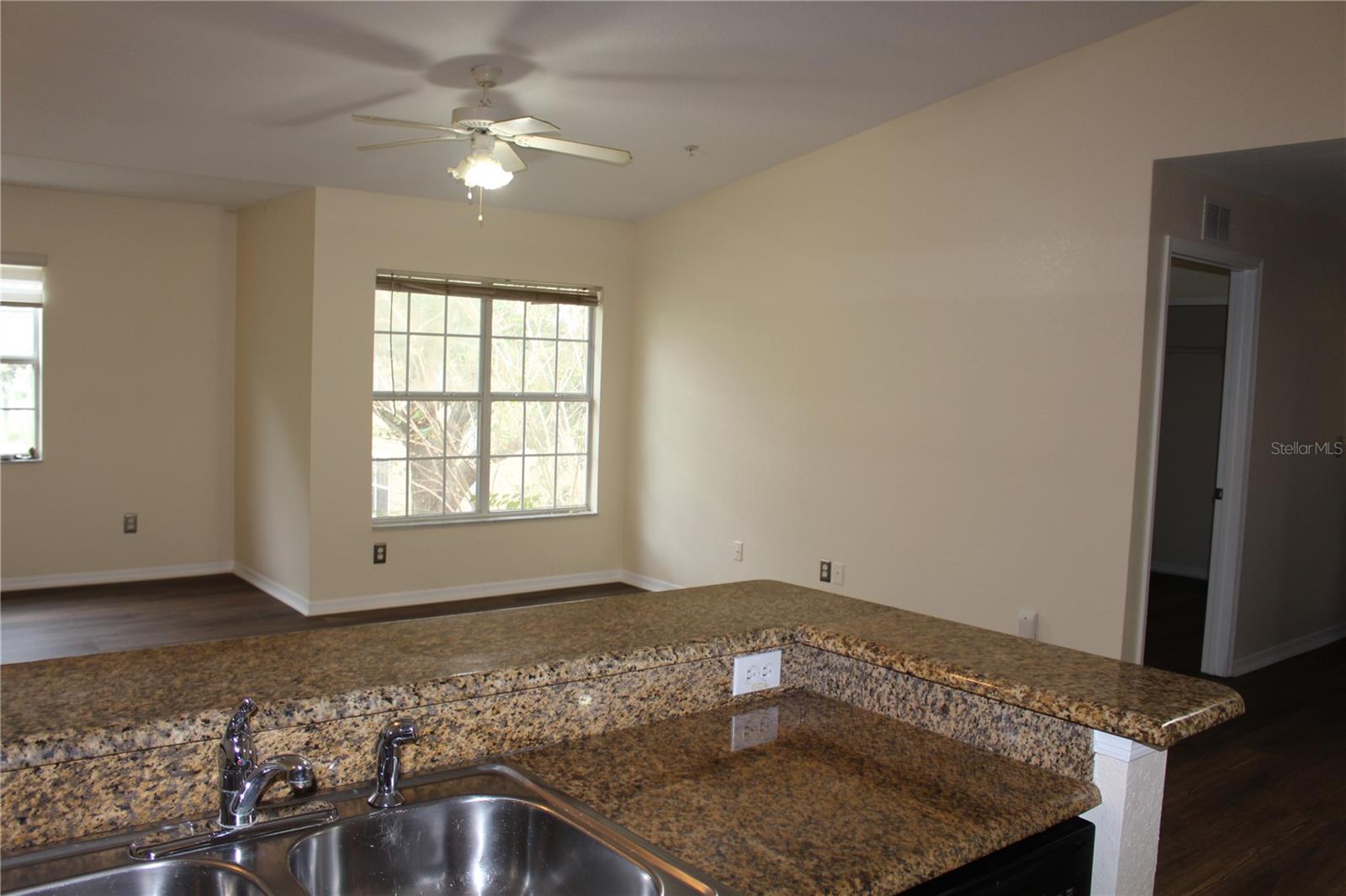 ENTERPRISE COVE - Residential Lease