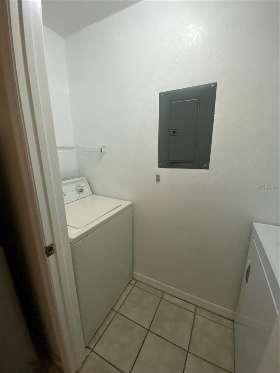 ENTERPRISE COVE - Residential Lease