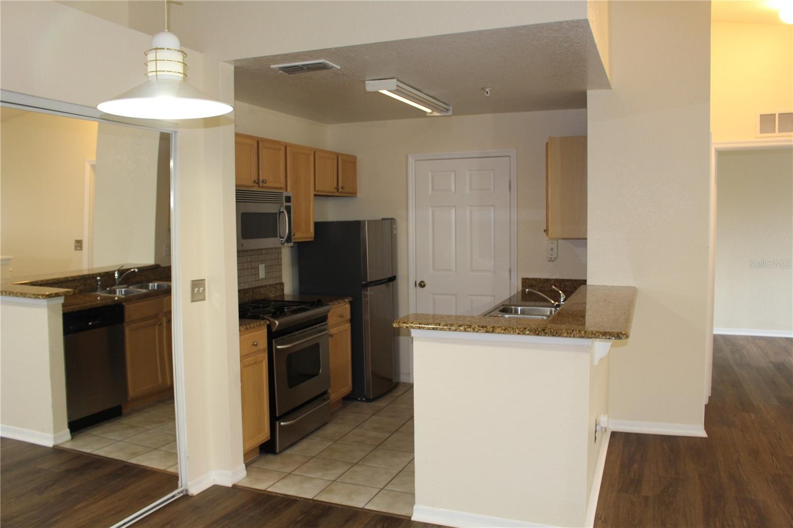 ENTERPRISE COVE - Residential Lease