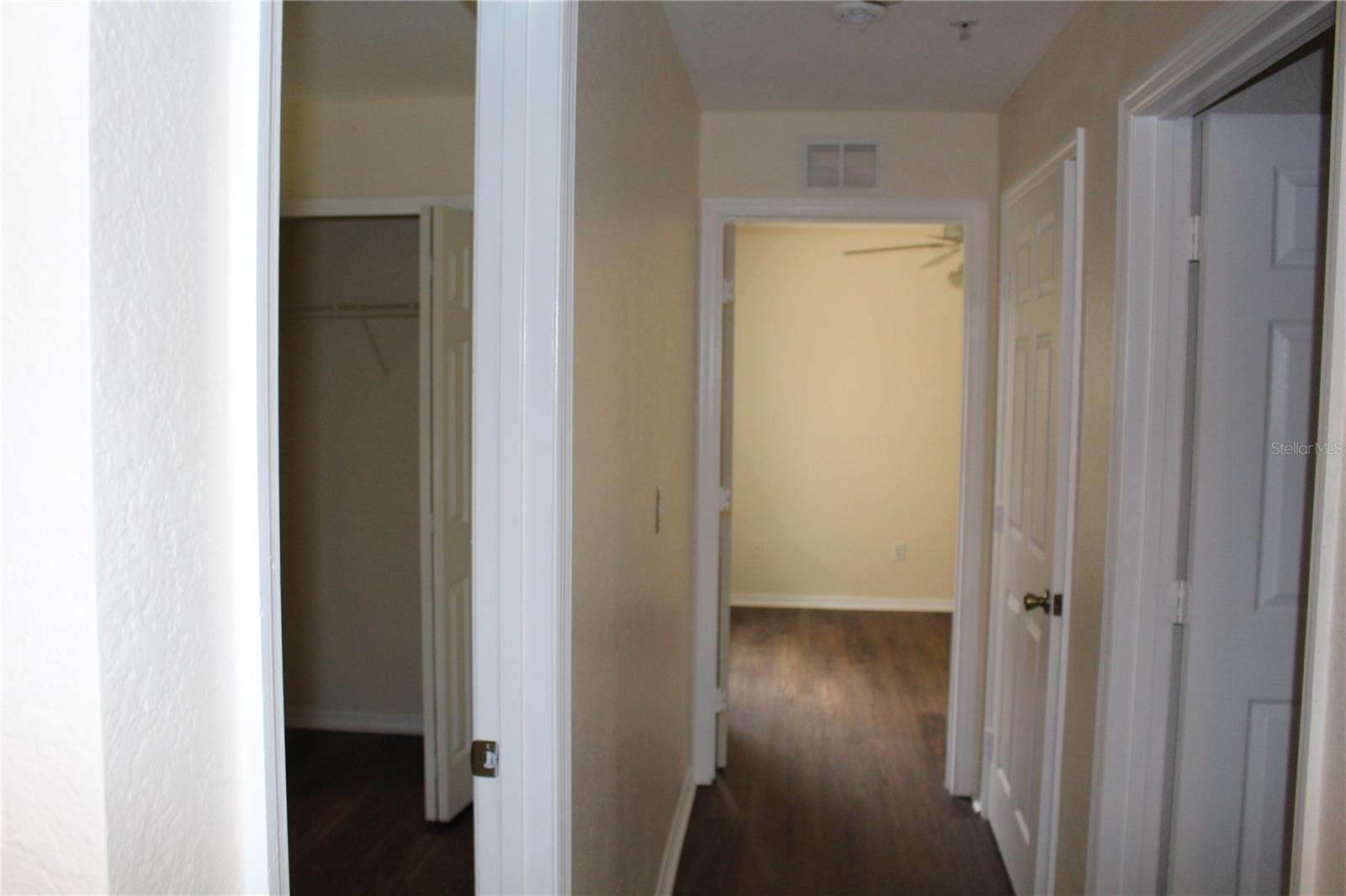 ENTERPRISE COVE - Residential Lease