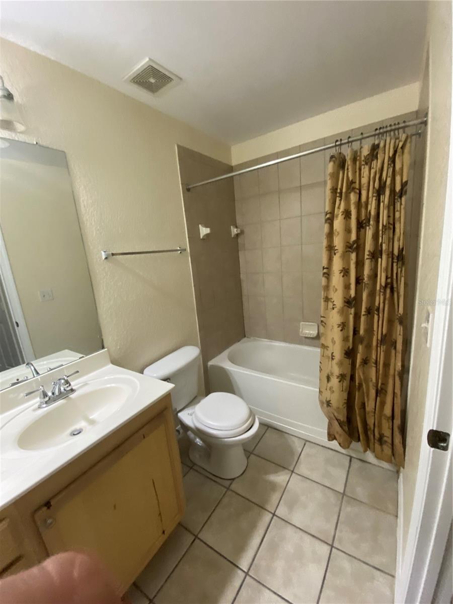 ENTERPRISE COVE - Residential Lease