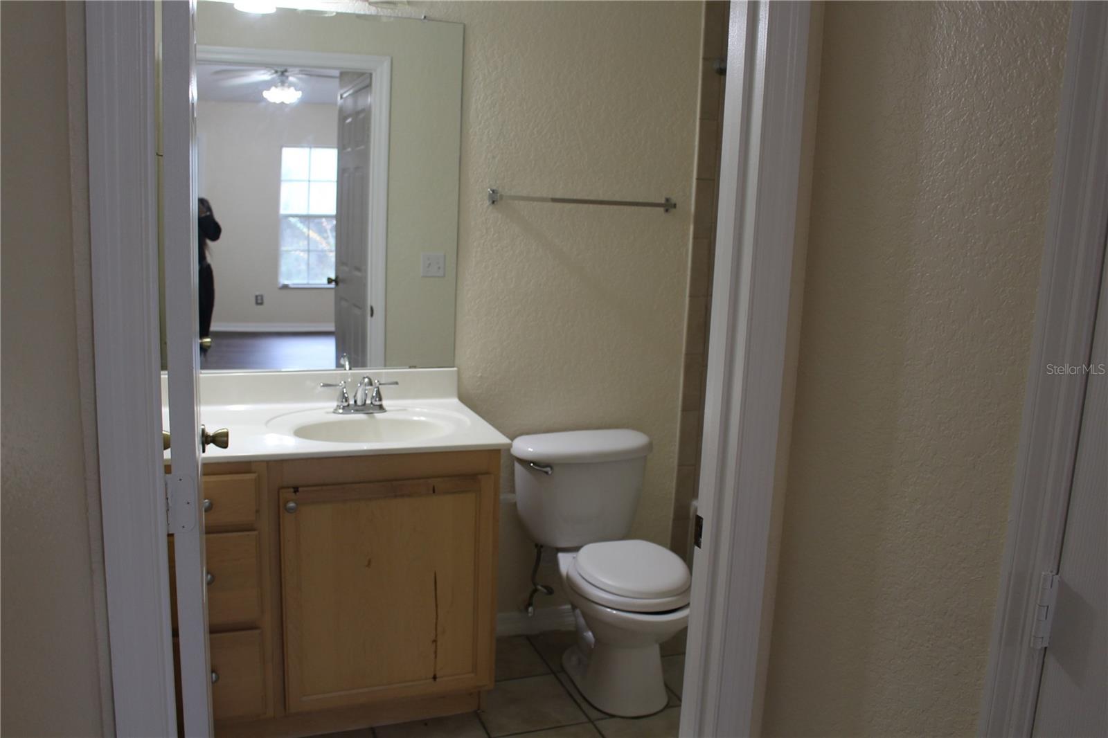 ENTERPRISE COVE - Residential Lease