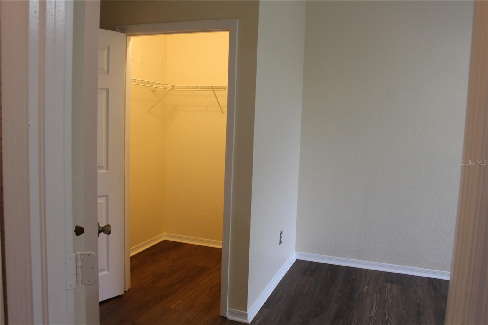 ENTERPRISE COVE - Residential Lease