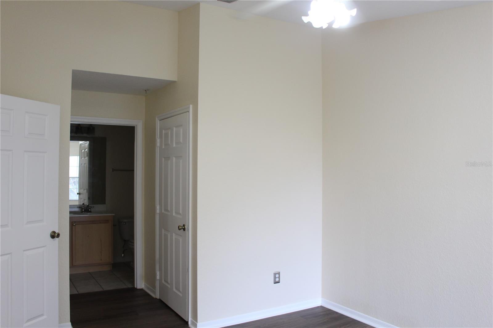 ENTERPRISE COVE - Residential Lease