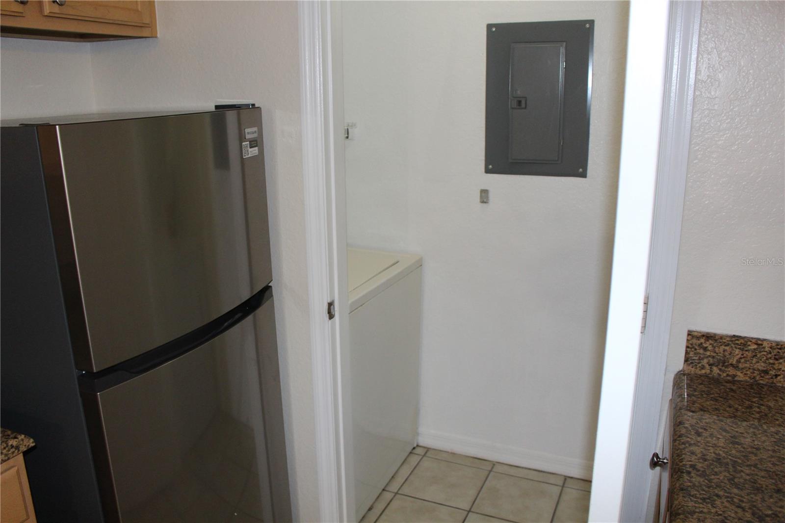 ENTERPRISE COVE - Residential Lease