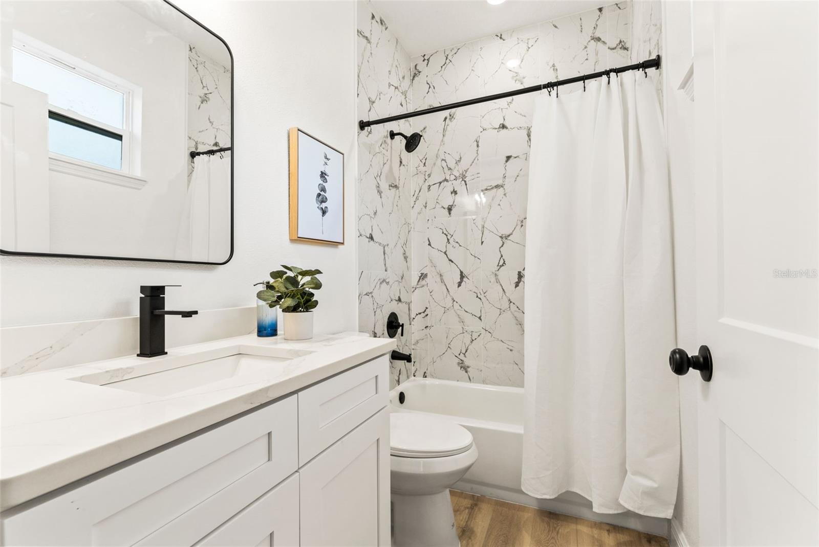 TUXEDO PARK - Residential